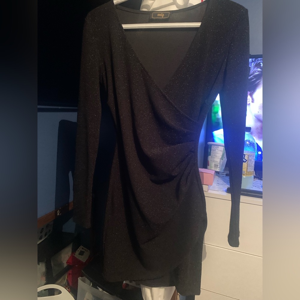 Black long sleeve dress